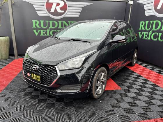 HYUNDAI HB20 1.0 COMFORT PLUS 12V FLEX 4P MANUAL